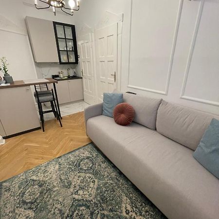 Apartman Vasia Subotica Bagian luar foto