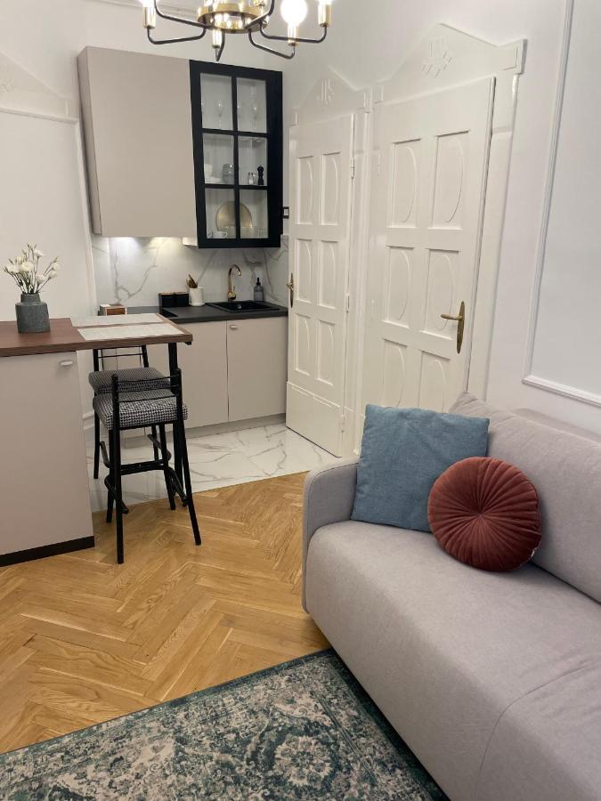Apartman Vasia Subotica Bagian luar foto